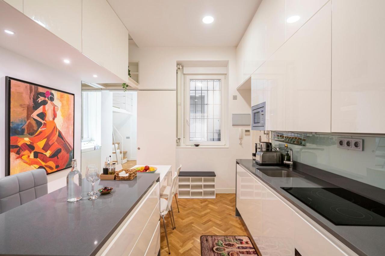 For You Rentals Apartment Temporal In The Center Of Madrid Esl5 Exterior foto
